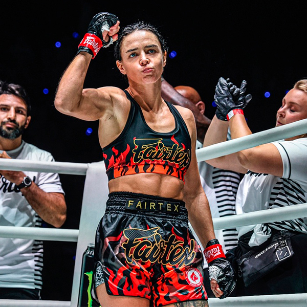 ONE Friday Fights 94. Наталья Дьячкова одерживает 5-ю победу.