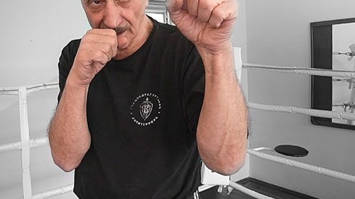  10 ГЛУПЫХ ВОПРОСОВ К МАРКУ МЕЛЬЦЕРУ