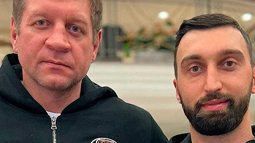 ПОДОЗРЕВАЕМОГО В ИЗНАСИЛОВАНИИ МЕНЕДЖЕРА АЛЕКСАНДРА ЕМЕЛЬЯНЕНКО АРЕСТОВАЛИ НА 2 МЕСЯЦА