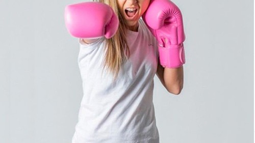 МУАЙ ТАЙ. ТАЙСКИЙ БОКС. КРАСИВЫЕ ДЕВУШКИ. (ПРОДОЛЖЕНИЕ СЛЕДУЕТ)