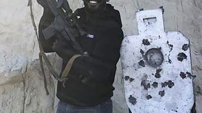 ДЖОН ДЖОНС СНОВА АРЕСТОВАН ЗА ВОЖДЕНИЕ В НЕТРЕЗВОМ ВИДЕ И ХРАНЕНИЕ ОРУЖИЯ