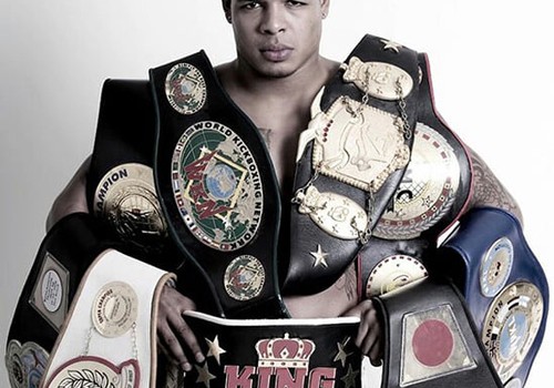 СПОНГ ГОТОВИЛСЯ К БОЮ ЖИЗНИ ПРОТИВ УСИКА, НО ПРОВАЛИЛ ДОПИНГ-ТЕСТ. 