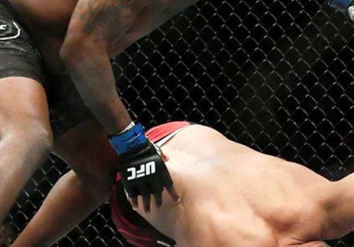 КОЛЕНОМ В ВИСОК. ОЛЕЙНИКА НОКАУТИРОВАЛИ ЗА 12 СЕКУНД. 