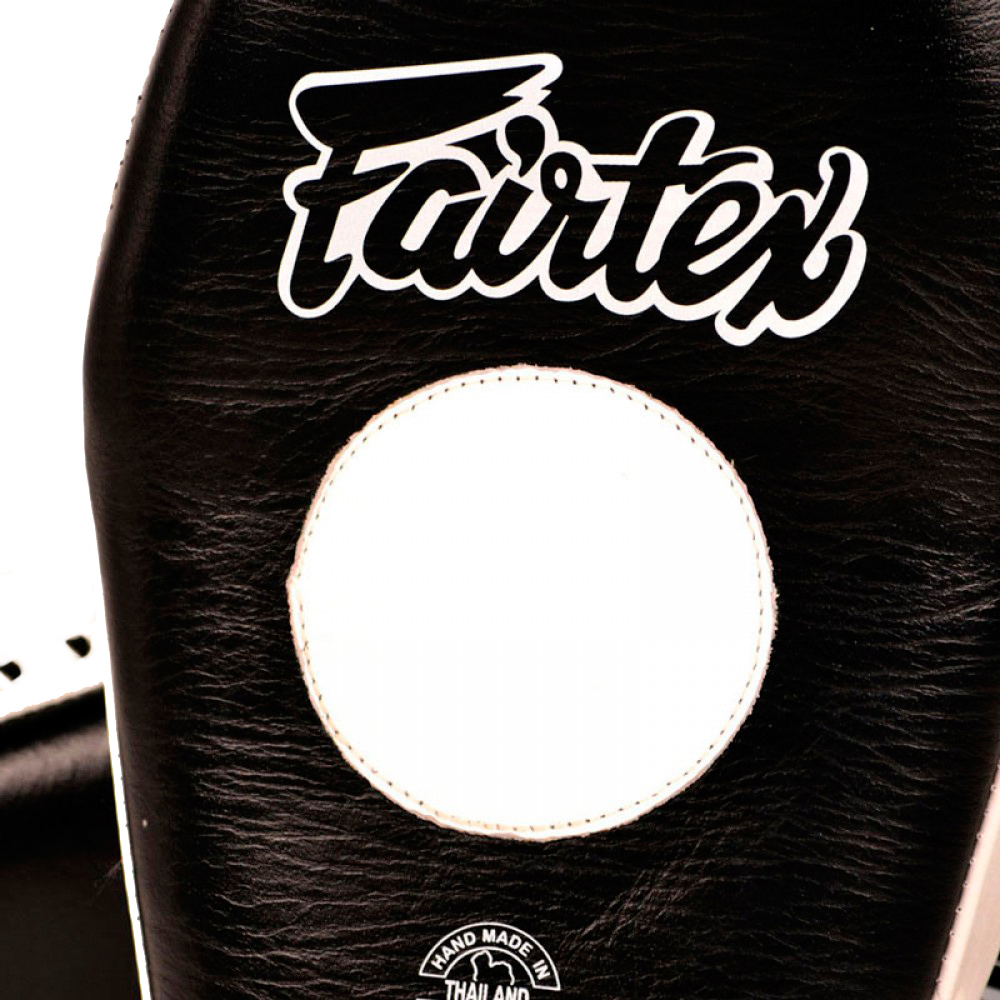 Fairtex FMV8 Лапы Боксерские Тайский Бокс "Pro Angular Focus "